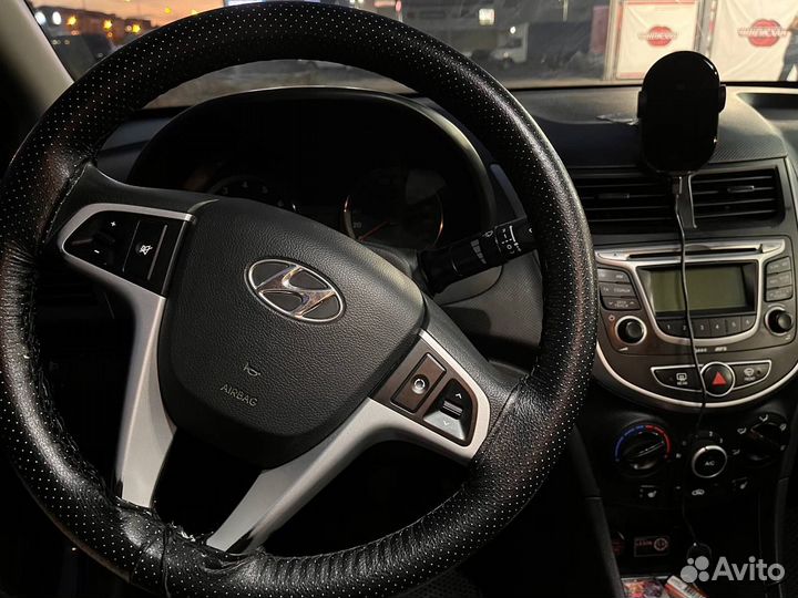 Hyundai Solaris 1.6 МТ, 2012, 234 776 км