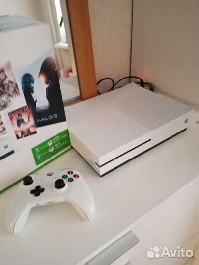 Xbox One s