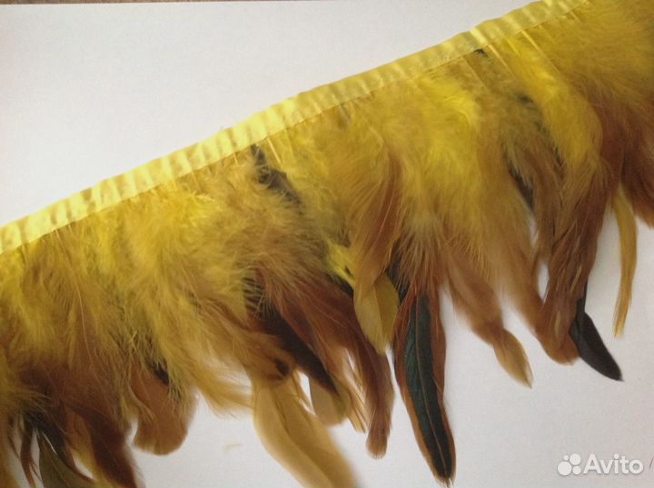 Декоративные перья петуха