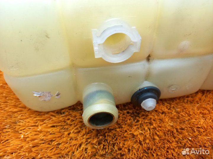 Бачок расширительный Mercedes-Benz S-Class W220