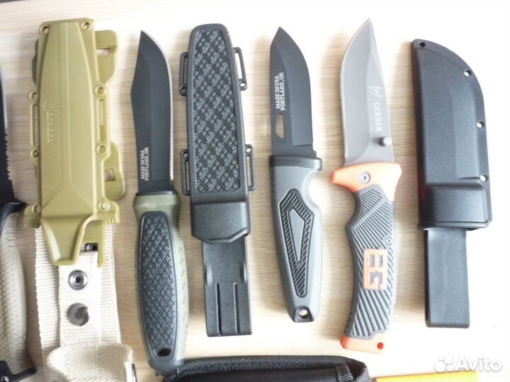 Набор сувенирных ножей gerber