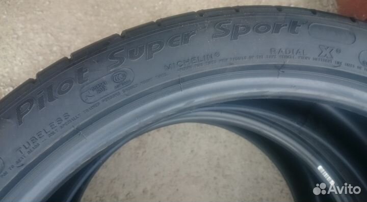 Michelin Pilot Super Sport 245/40 R20 99Y
