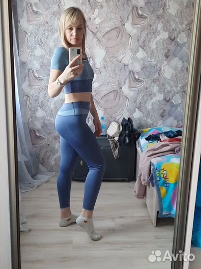 Костюм для спорта