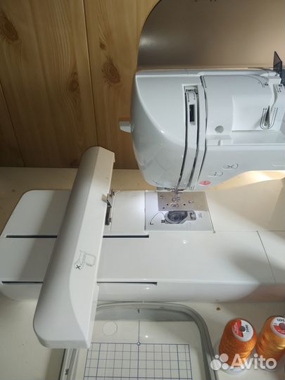 Вышивальная машина Brother innov-'IS 750E