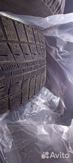 Bridgestone Blizzak RFT 245/50 R18 100Q