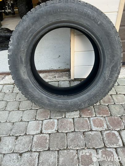 Gislaved Nord Frost 200 225/60 R18