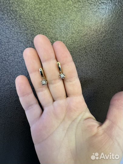 Золотые серьги