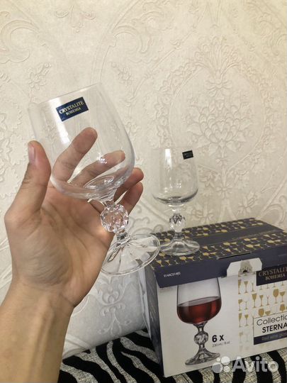 Бокалы для вина новые