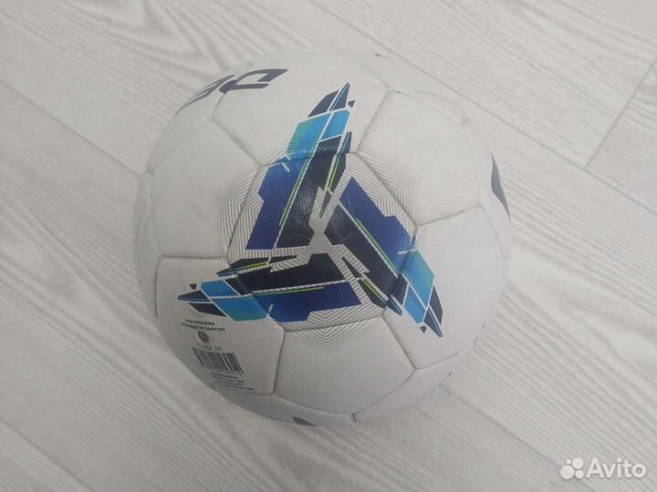 Футбольный мяч размер 5