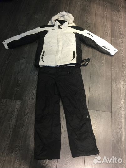 Горнолыжный костюм