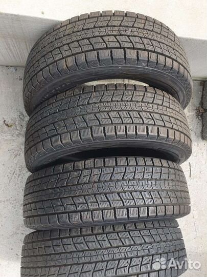 Dunlop Winter Maxx SJ8 225/60 R18