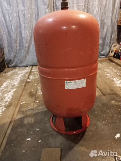 Бак гидроаккумулятор для отопления