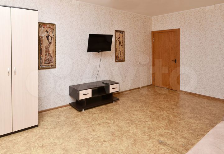 2-к. квартира, 65 м², 9/9 эт.