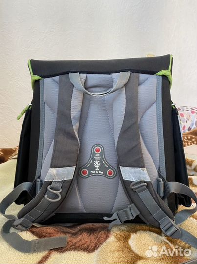 Рюкзак школьный для мальчика step by step