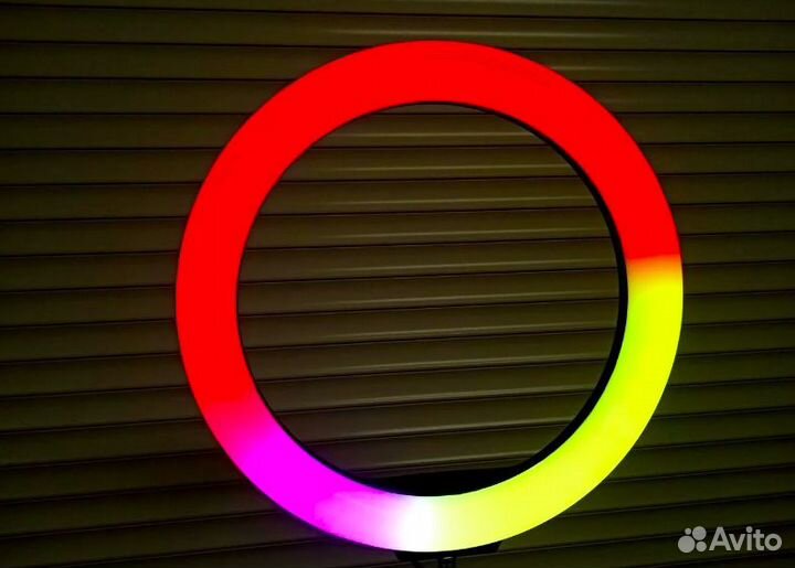 Кольцевая Лампа для Селфи с 15 Режимами Света