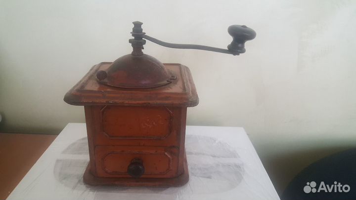 Продам кофемолку