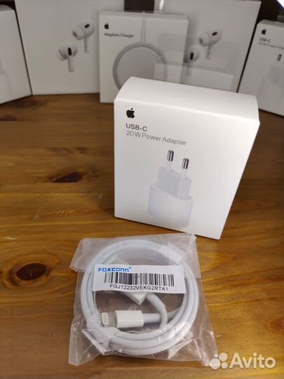 Зарядное устройство на iPhone 20w