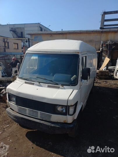 Разбор Mercedes T1 310D 310 D