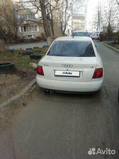 Audi A4 1.8 МТ, 1996, 297 000 км