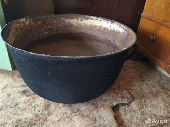Казан чугунный 50 литров