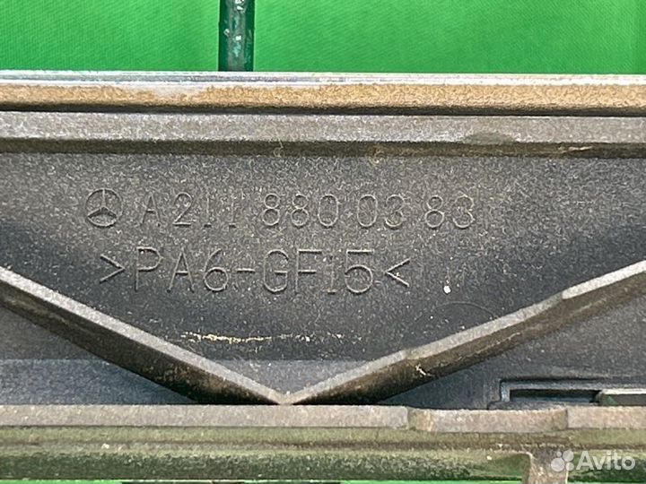 Решетка радиатора Mercedes-Benz E W211 M112.913