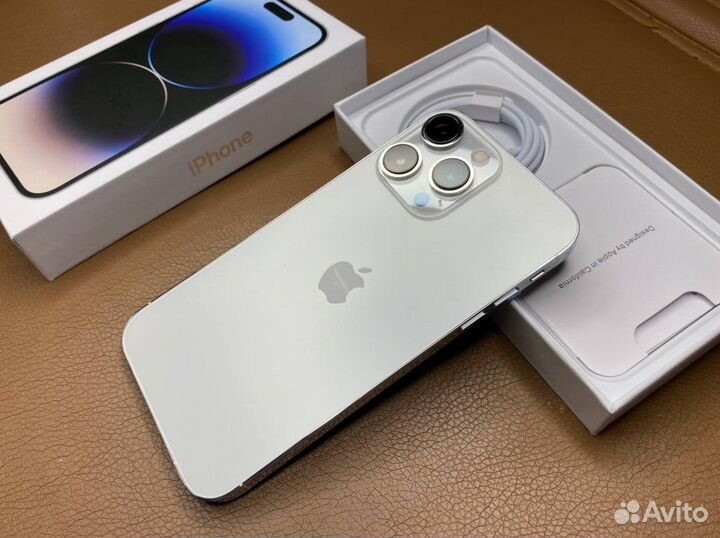 iPhone XR в корпусе 14 pro
