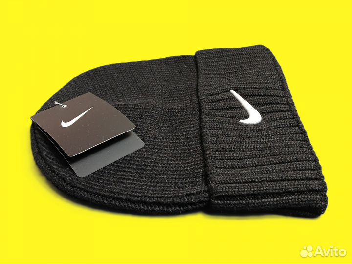 Шапка nike черная