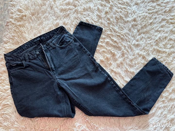 Джинсы bershka mom