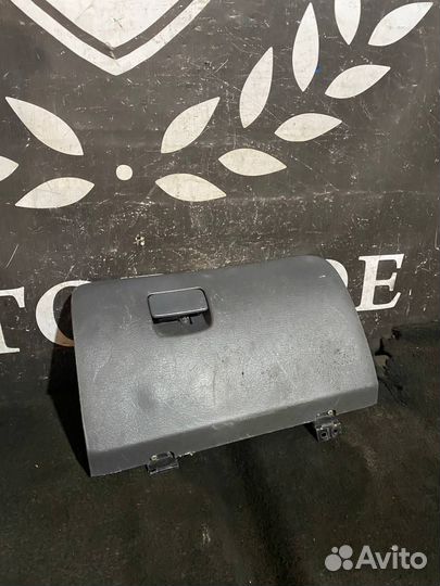 Бардачок Kia Spectra