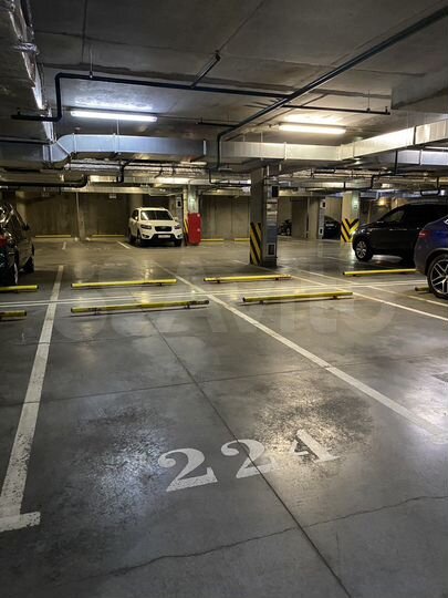 Машиноместо, 14 м²