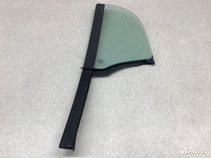 Стекло двери передней правой Smart Fortwo City (W4