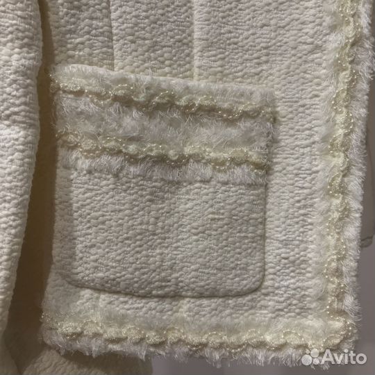 Жакет в стиле шанель