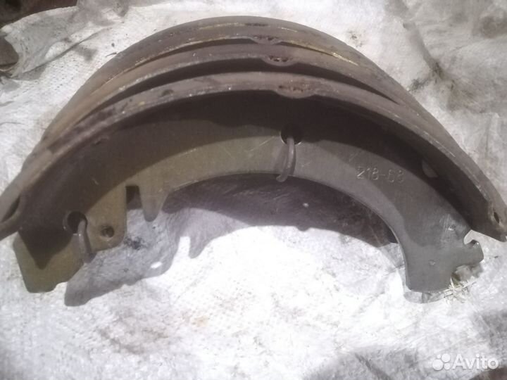 Задние тормозные колодки ваз