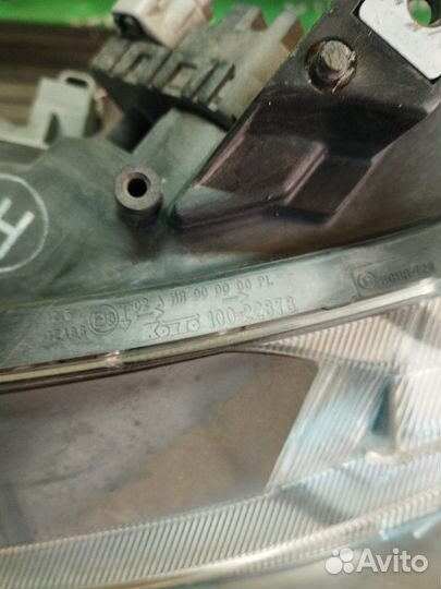 Фара передняя левая Honda Insight ZE2 LDA 2011