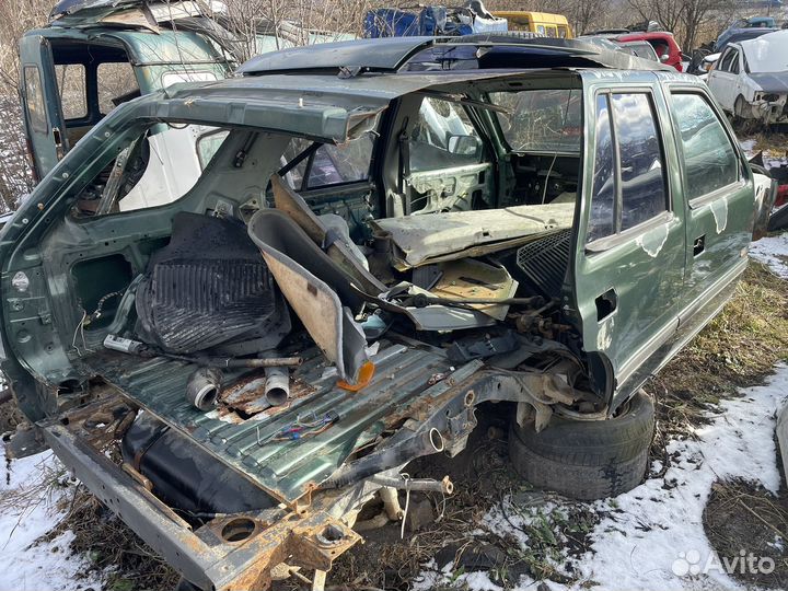 Двери Opel Frontera