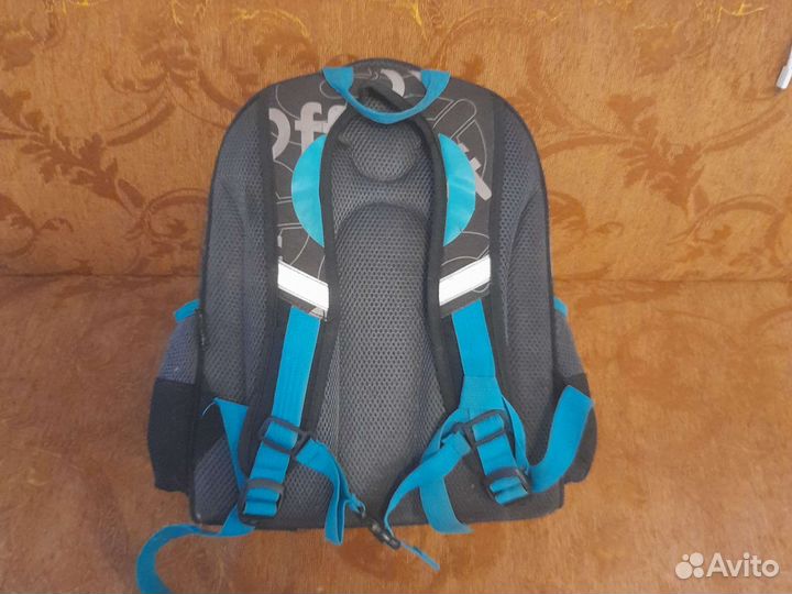 Школьный рюкзак