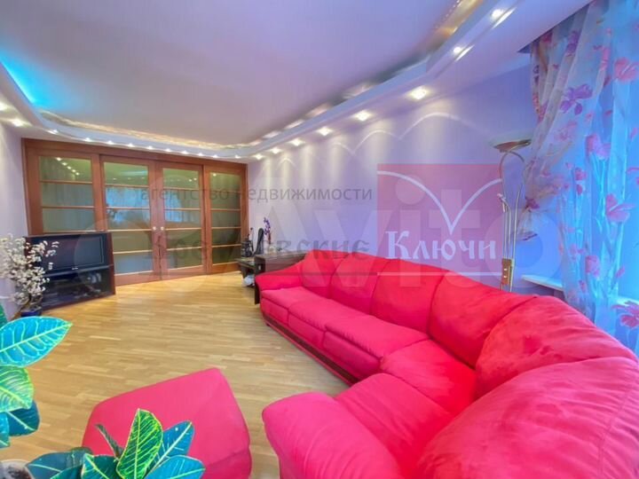 4-к. квартира, 126 м², 4/17 эт.