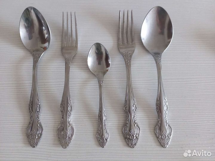 Посуда. Ложки. Вилки
