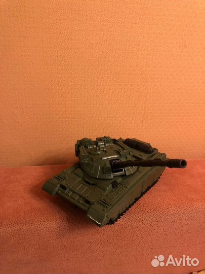 Игрушка Танк 