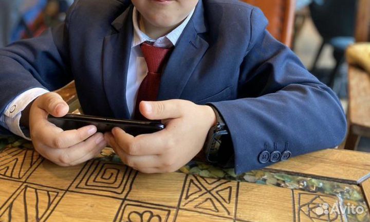 Школьный костюм для мальчика 152см