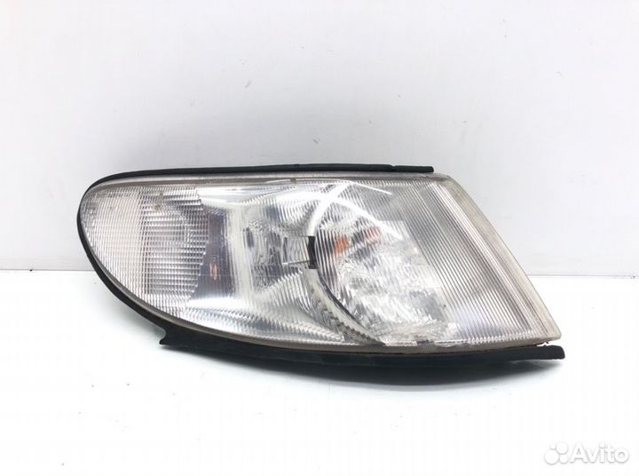 Поворотник правый Saab 9-3 2.2 TID 2001