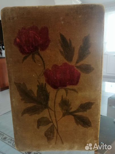 Антикварная бархатная шкатулка. Размер 20*30см