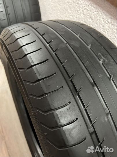 Yokohama Advan Sport V105 255/55 R19
