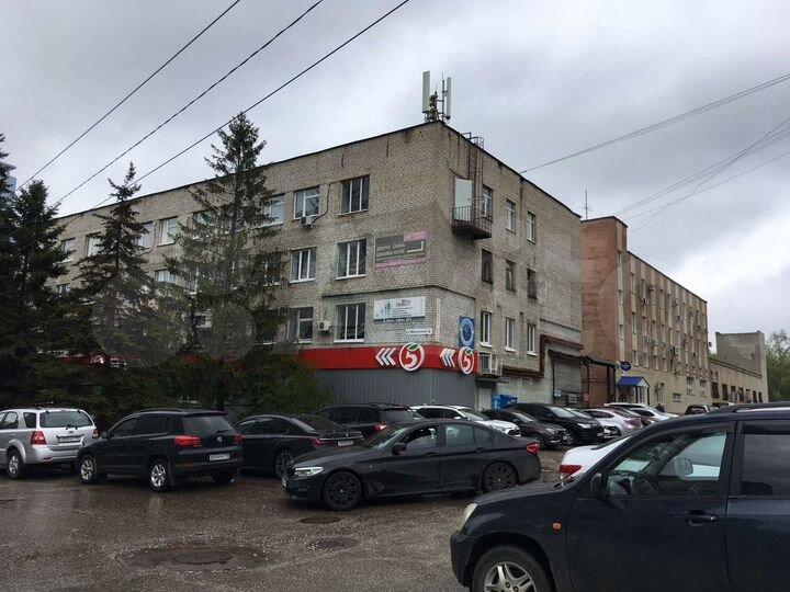 Торгово-офисное помещение напротив Золотого яблока