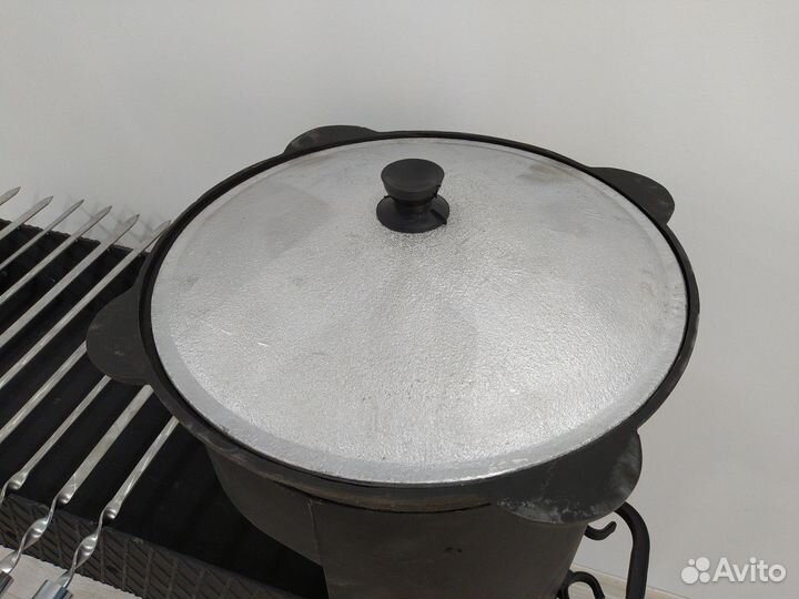 Казан + мангал с подказанником + в подарок шумовка