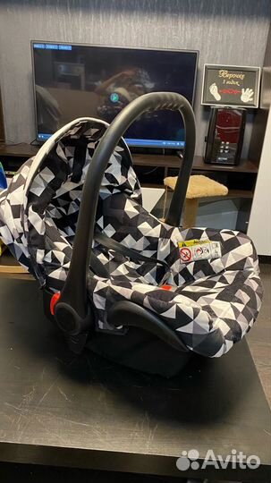 Детская коляска 3в 1