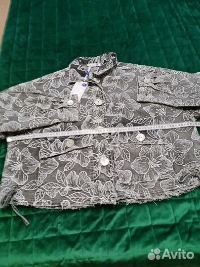 Джинсовая куртка женская