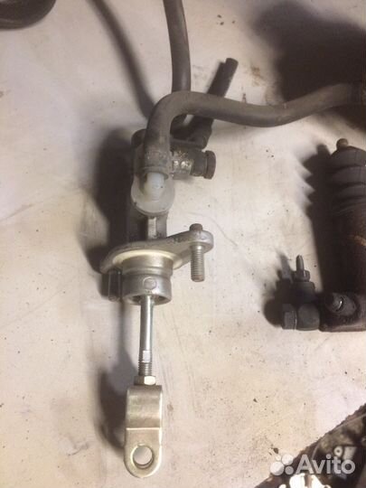 Mitsubishi Lanser 9 цилиндр главный тормозной