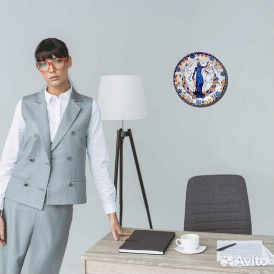 Подарок юристу Фемида - Декоративная тарелка