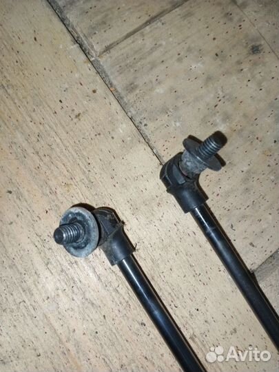 Газовые упоры багажника Mitsubishi Outlander 3